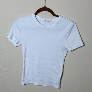 Zara Ribbed White Cropped Tee